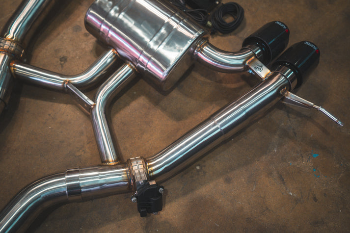 BMW G80,G82 M3,M4 3.0L Axleback, T304 SS, Carbon Fiber 4.0" Tips