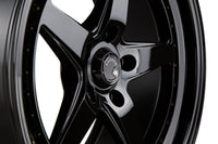 Aodhan Raised Center Cap for DS Series